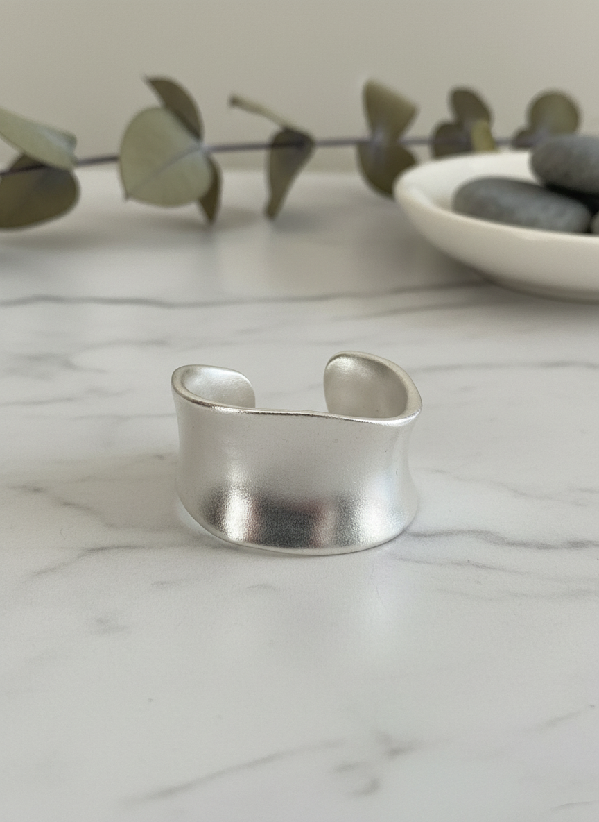 Buckled 925 Sterling Silver Ring