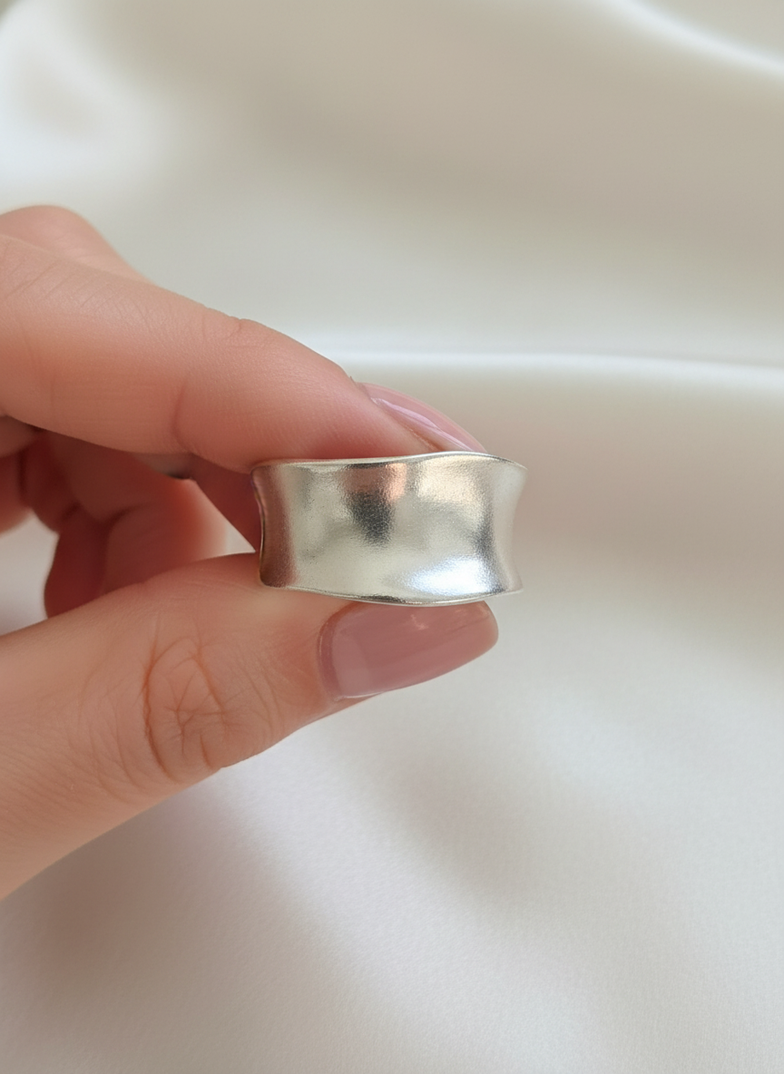 Buckled 925 Sterling Silver Ring